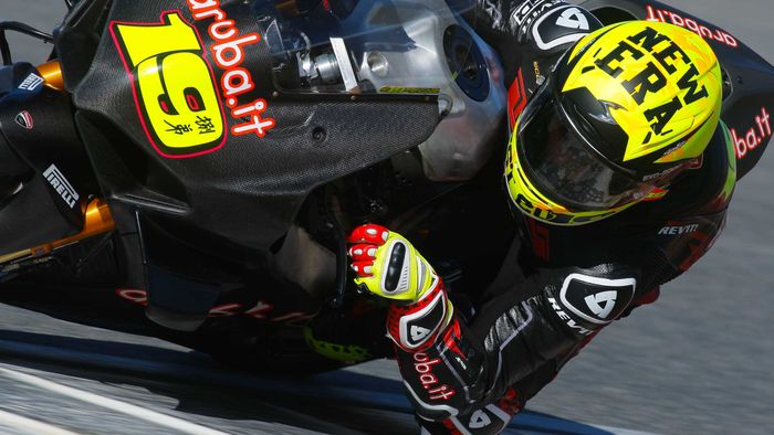 Alvaro Bautista menguntit ketak di posisi 3 tes hari pertama