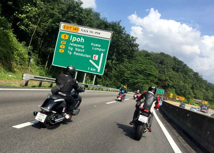Tol Malaysia ramah untuk bikers