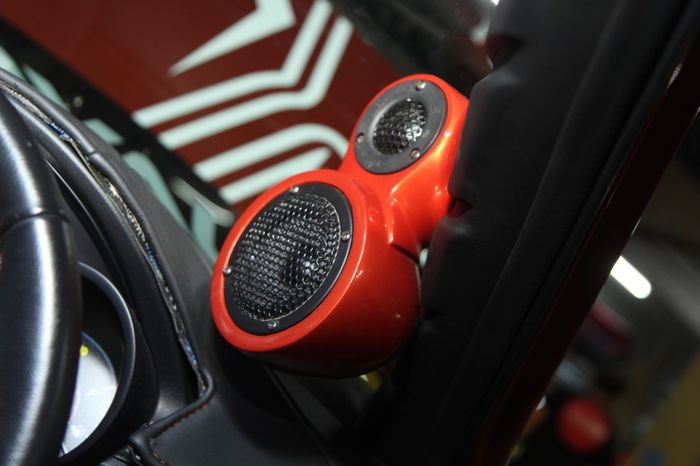 Custom pilar A untuk tweeter dan midrange