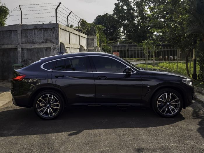 BMW X4 dengan Trim M Sport X Pertama di Indonesia