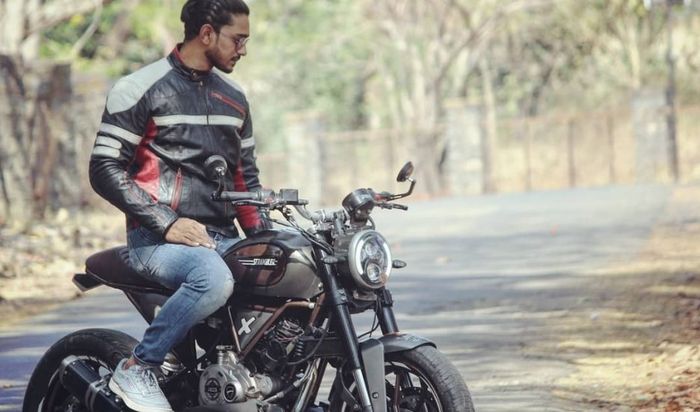 Modifikasi Bajaj Pulsar 180 jadi Ducati Scrambler