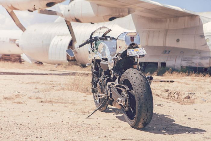 Enggak perlu diragukan kali ketampanannya