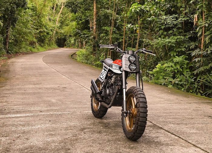 Tampilannya enggak kalah macho dari aslinya