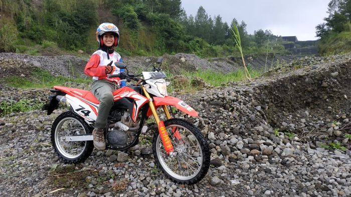 Cindy , gadis manis yang suka adventure
