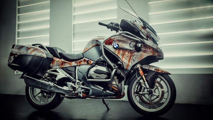 Modifikasi BMW R1200RT bergaya karatan