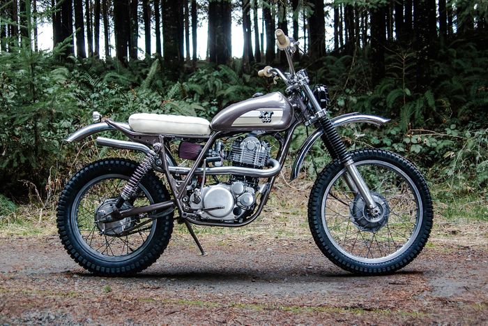 Bodi-bodi plastiknya udah hilang semua