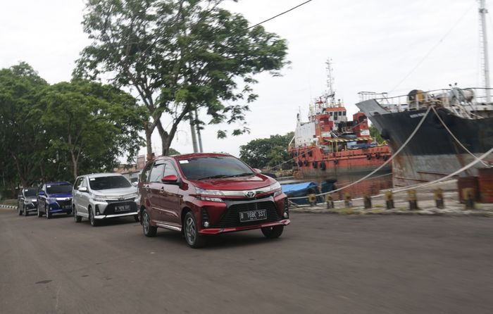 Journalist Test Drive Toyota Avanza 2019