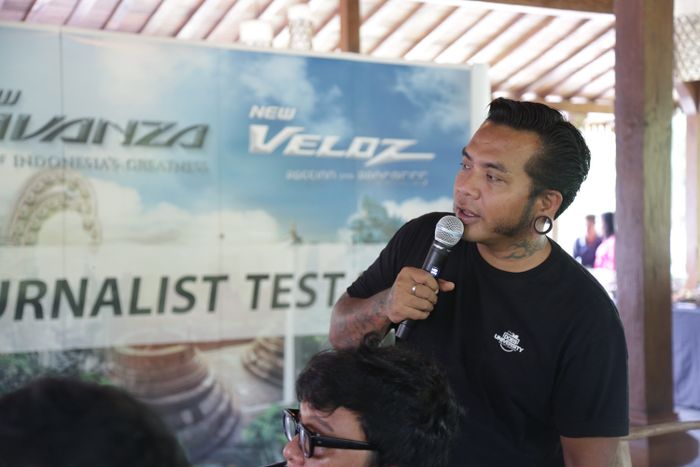 Erix Soekamti di Journalist Test Drive Toyota Avanza