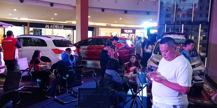 Pameran Mobil Mitsubishi Small Exhibition di Mall Kelapa Gading Jakarta
