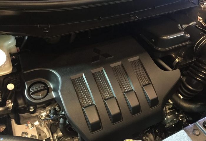 Engine cover Mitsubishi Xpander