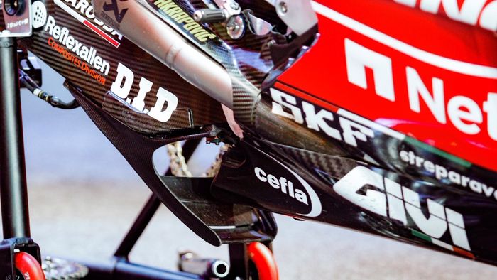 Part tambahan di swingarm Ducati dinilai ada unsur aerodinamis