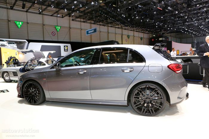 Mobil dijejali add-on body kit OEM