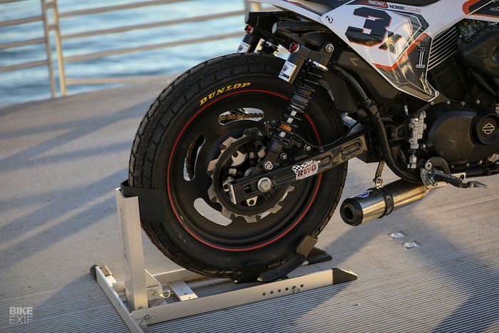 Rodanya pakai roda depan semua ternyata