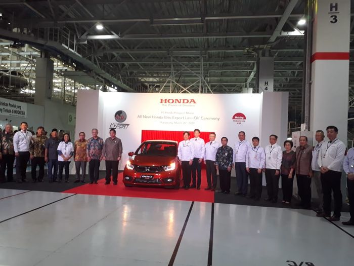 Simbolis pelepasan All new Honda Brio untuk diekspor ke Vietnam dan Filipina