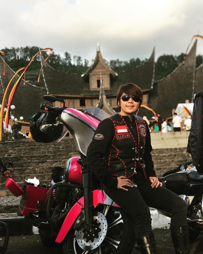 Lady Bikers Harley-Davidson Asal Bandung Cintawati