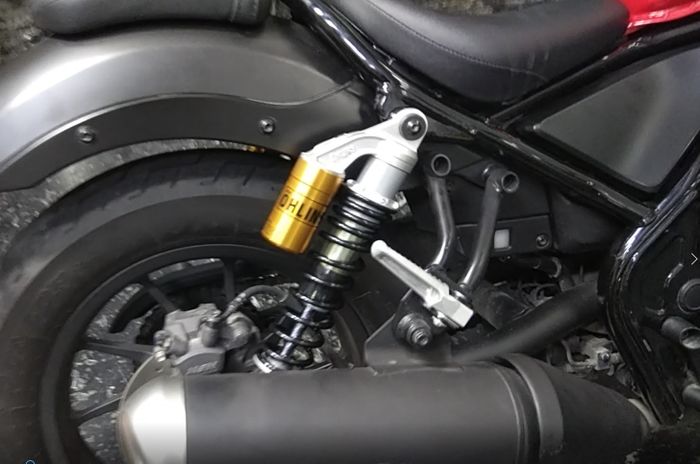 Pakai shockbreaker Ohlins ukuran 320mm