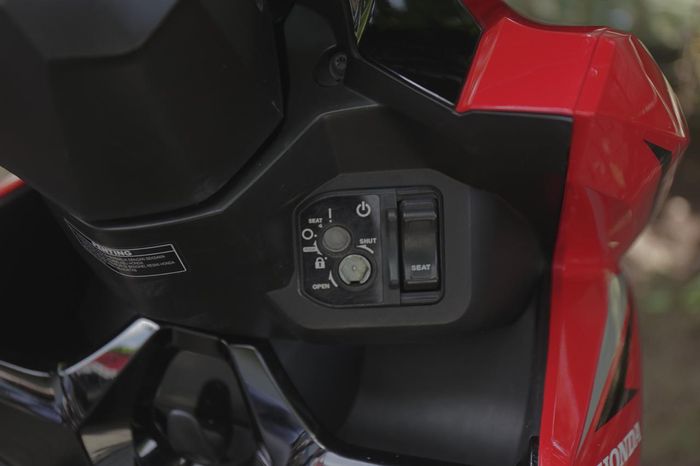 Honda Vario 125 sudah dilengkapi Secure Key Shutter 