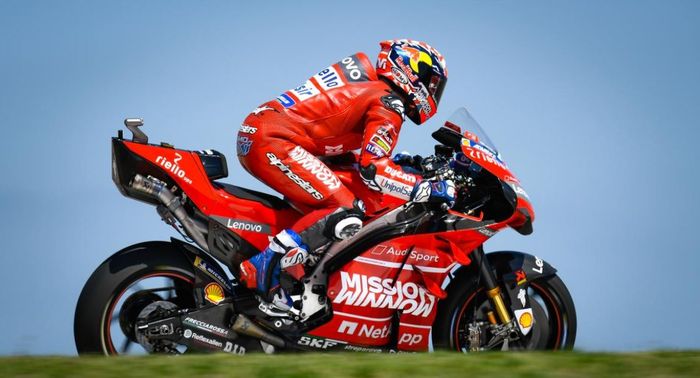 Andrea Dovizioso (Mission Winnow Ducati) saat beraksi pada sesi latihan bebas MotoGP Americas 2019, Jumat (12/4/2019)