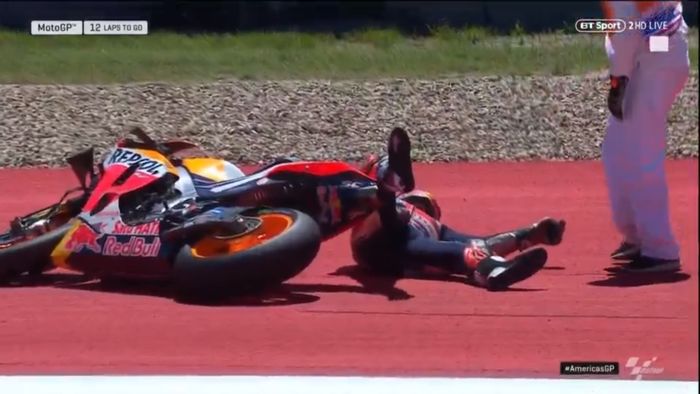 Marc Marquez crash saat memimpin jalannya MotoGP Amerika 2019