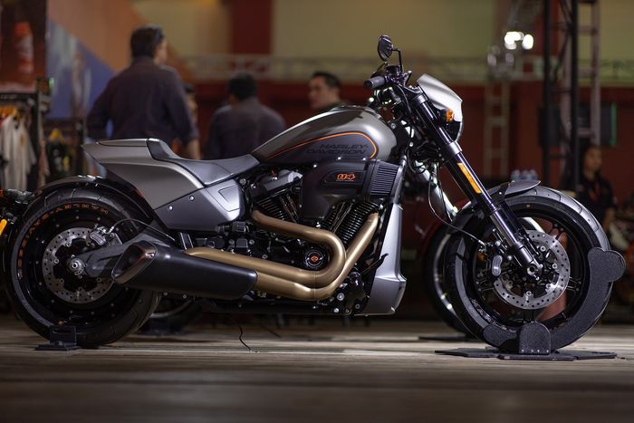 Motor Harley-Davidson FXDR 114 yang baru diluncurkan