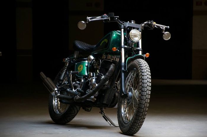 kaki-kakinya mendapat upgrade berupa suspensi belakang dan rem cakram