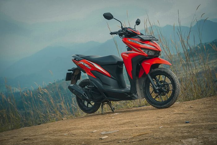 Mesin Honda Vario 125 tidak panas karena dilengkapi dengan pendinginan tipe radiator