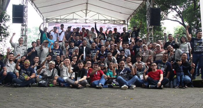 Foto bersama di Anniversary Invernity Chapter Jakarta yang ke-3