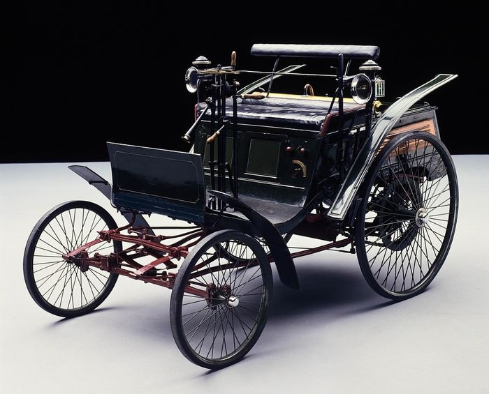 Benz Motor Velocipede buatan tahun 1894, mobil zaman dulu belum pakai spidometer