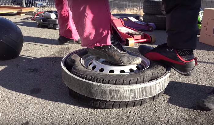 Ban belakang yang dilapisi pipa PVC