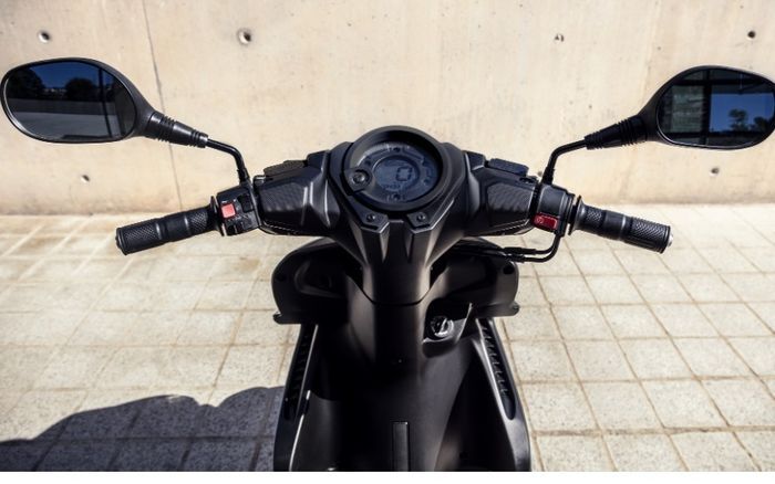 Panel indikator terlihat sudah full digital