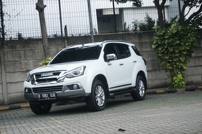 Isuzu MU-X 2.5 Premiere