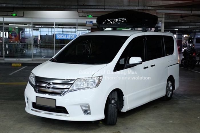 ilustrasi Serena C26 dengan roof box