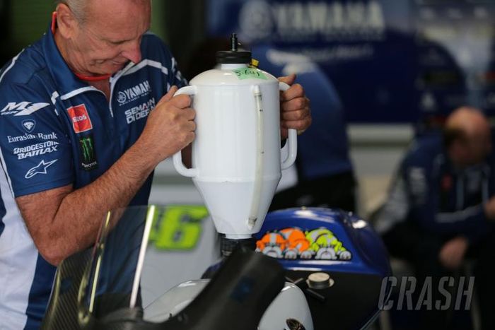 Seberapa boros konsumsi bensin motor MotoGP?