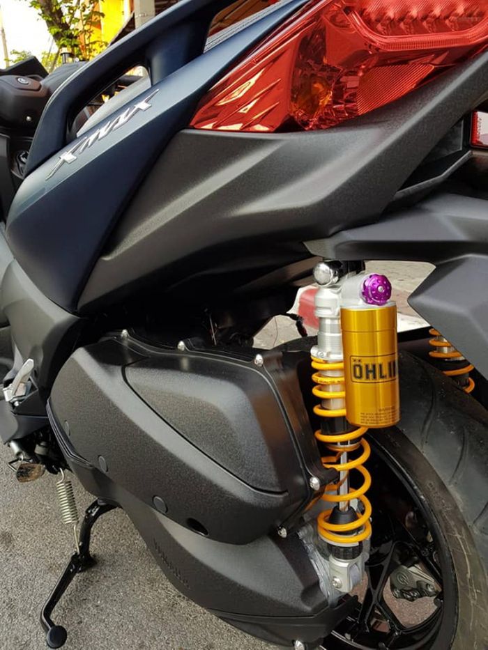 Shockbreaker pakai Ohlins