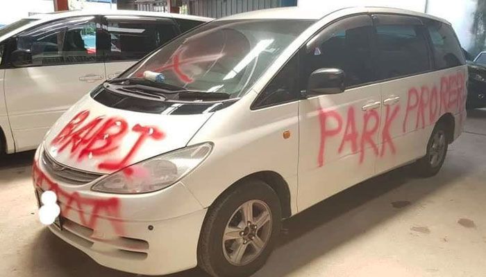Vandalisme Mobil terjadi di Kuala Lumpur, Malaysia