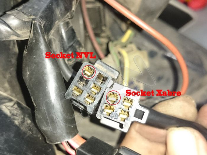 Perbedaan soket kabel tombol electric starter Yamaha Xabre dengan Yamaha V-Ixion