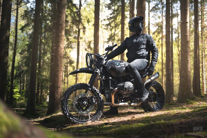 Tertarik bikin modif desert sled kayak BMW R nineT ini?