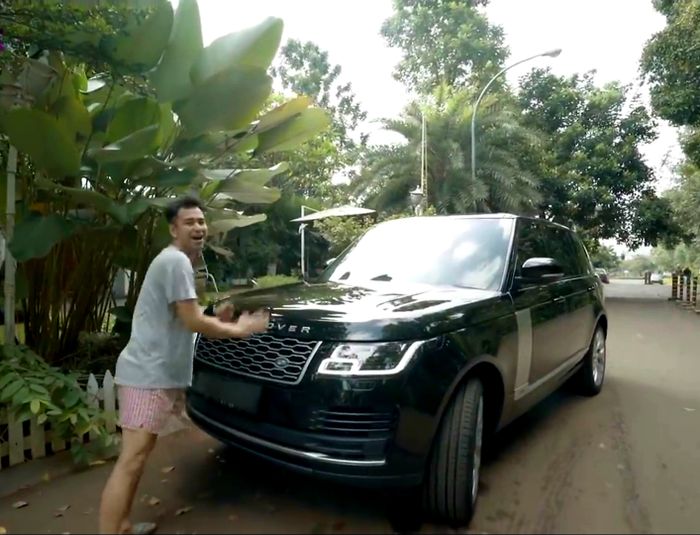Mobil Range Rover milik Raffi Ahmad