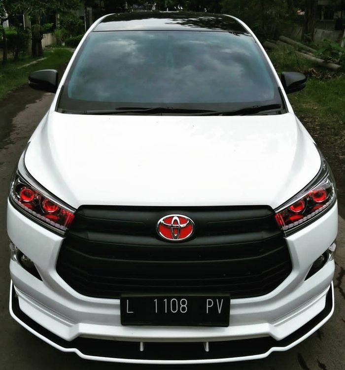 Segini Harga Body Kit Keren Toyota Innova Reborn Buatan Surabaya