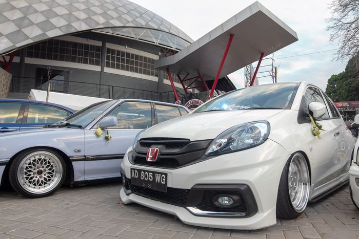 Tak hanya motor, komunitas kendaraan roda 4 turut meramaikan Ketupat Otomotif.