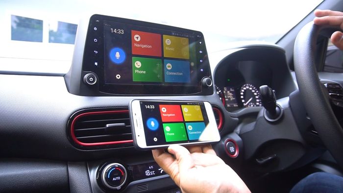 Head unit Hyundai Kona punya fungsi miracast