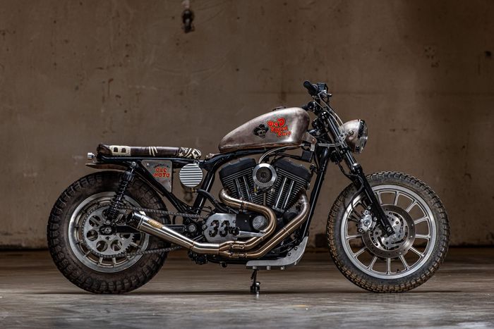Harley-Davidson &ldquo;Sandster&rdquo; by OLC Moto, built for Big D Speedshop.