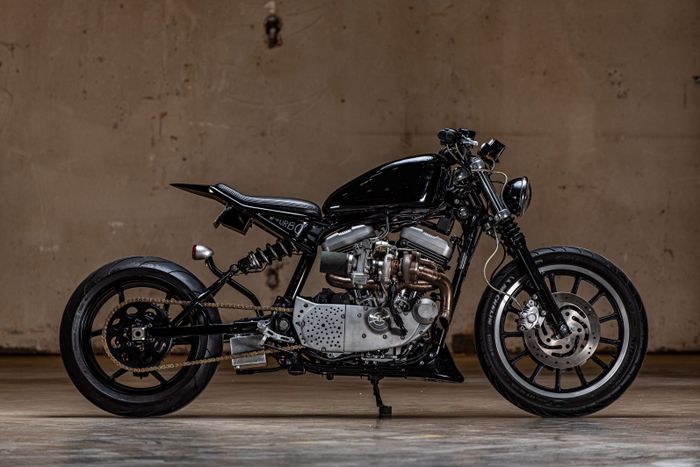 Turbocharged Sportster by Bryce Schmidt 