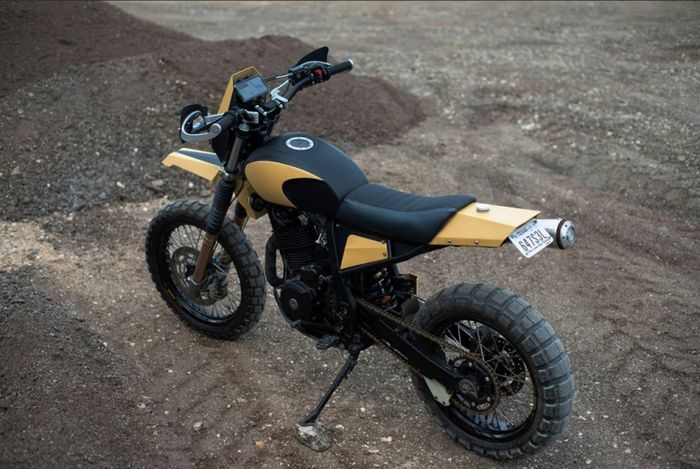 Hasilnya adalah Suzuki DR790 tangguh dengan teknologi modern