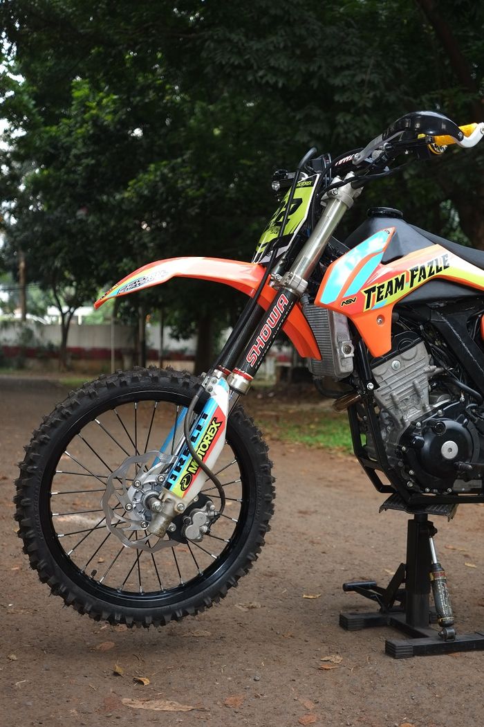 Suspensi depan copotan dari Honda CR85