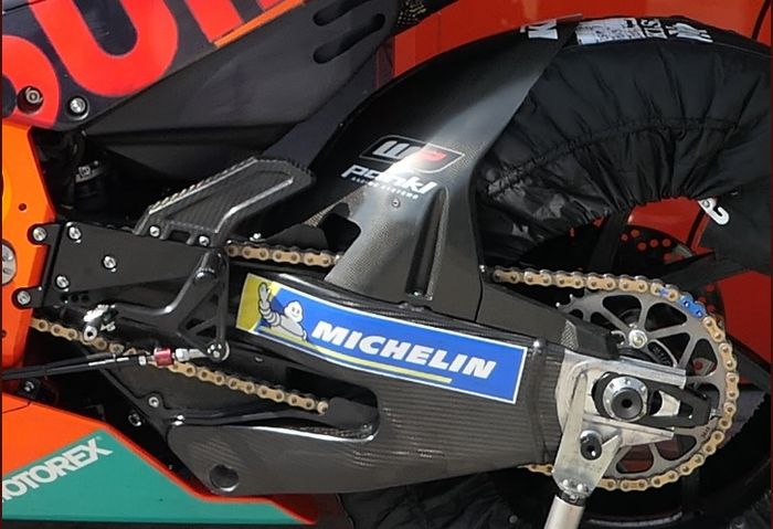 Swing arm karbon KTM MotoGP