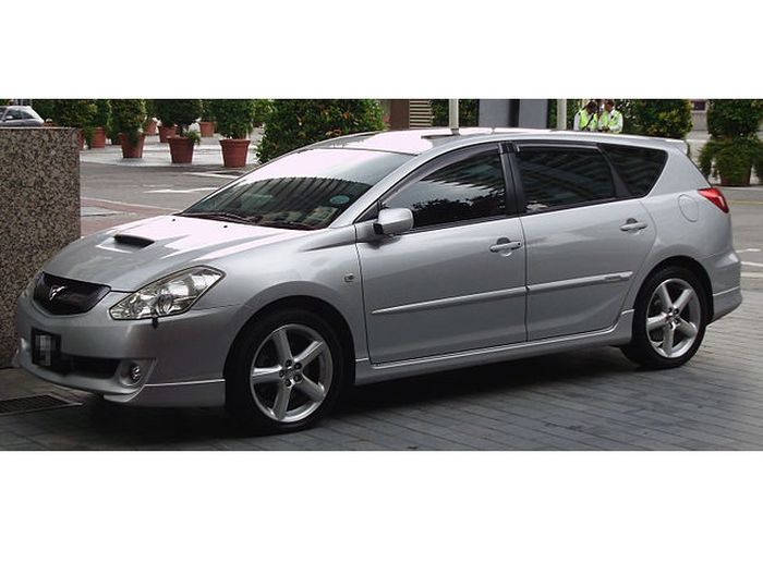 Toyota Caldina generasi ketiga