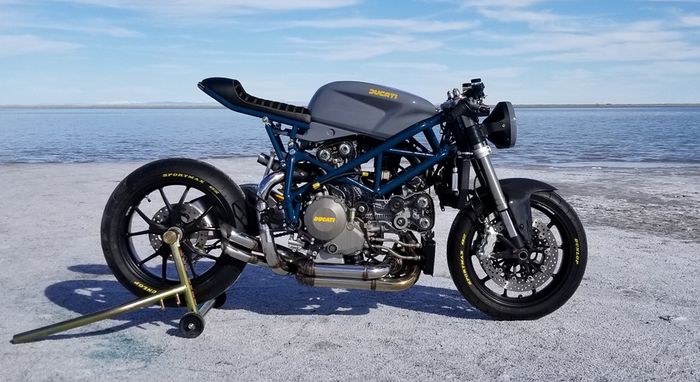 Ducati 848 Superbike ini tak hanya galak di performa tapi juga tampilan
