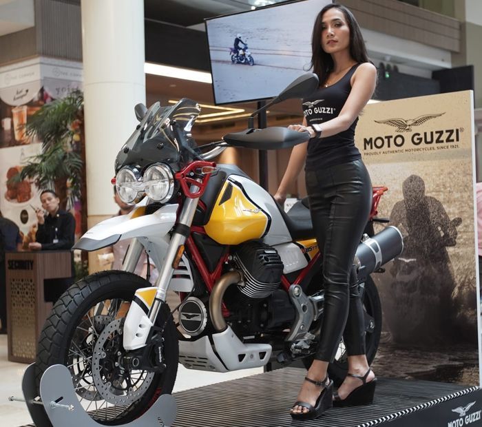 Moto Guzzi V85TT  bisa dilihat langsung di mall-to-mall exhibition PT Piaggio Indonesia