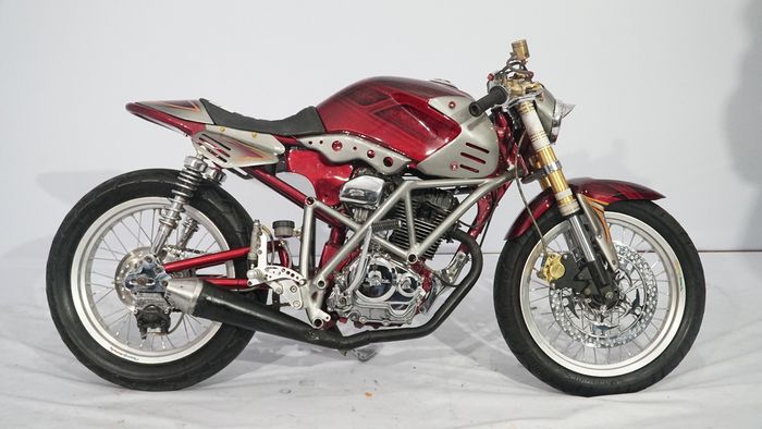 Juara 2 HMC Solo 2019 kelas Sport Naked